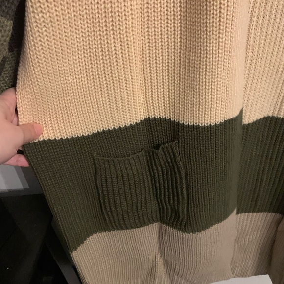 So Pretty! Oversized Knit Striped Cardigan - Picture 12 of 13